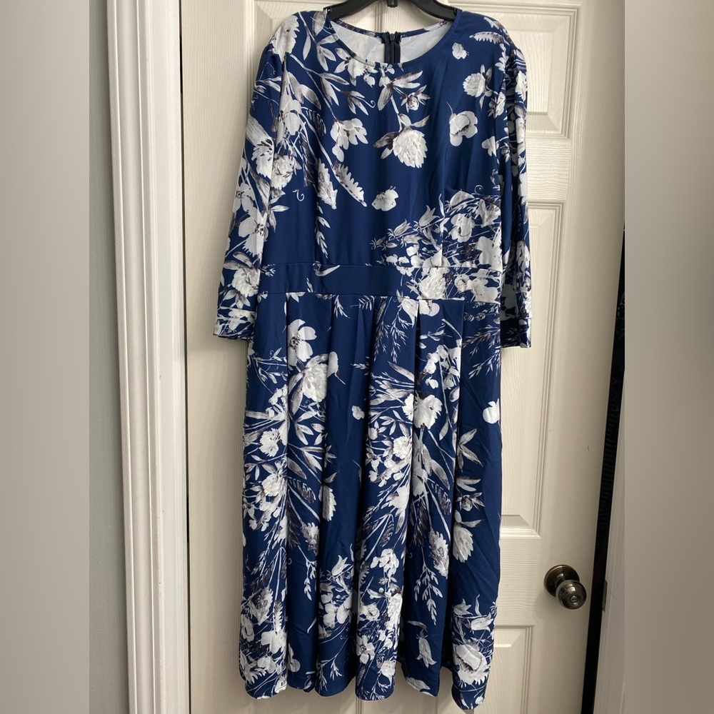 Long sleeve dress. New with tag XL